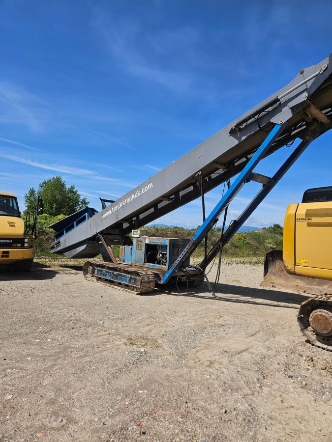 convoyeur à bandde sur chenilles